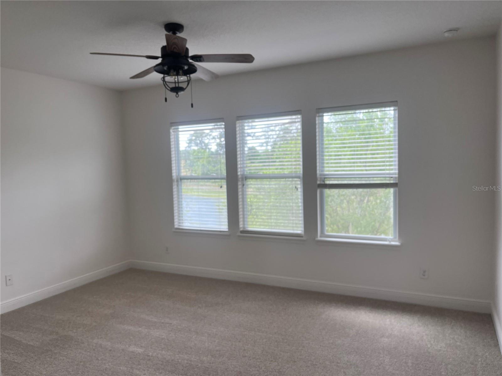 Image 11 of 18 For 228 Westyn Bay Boulevard