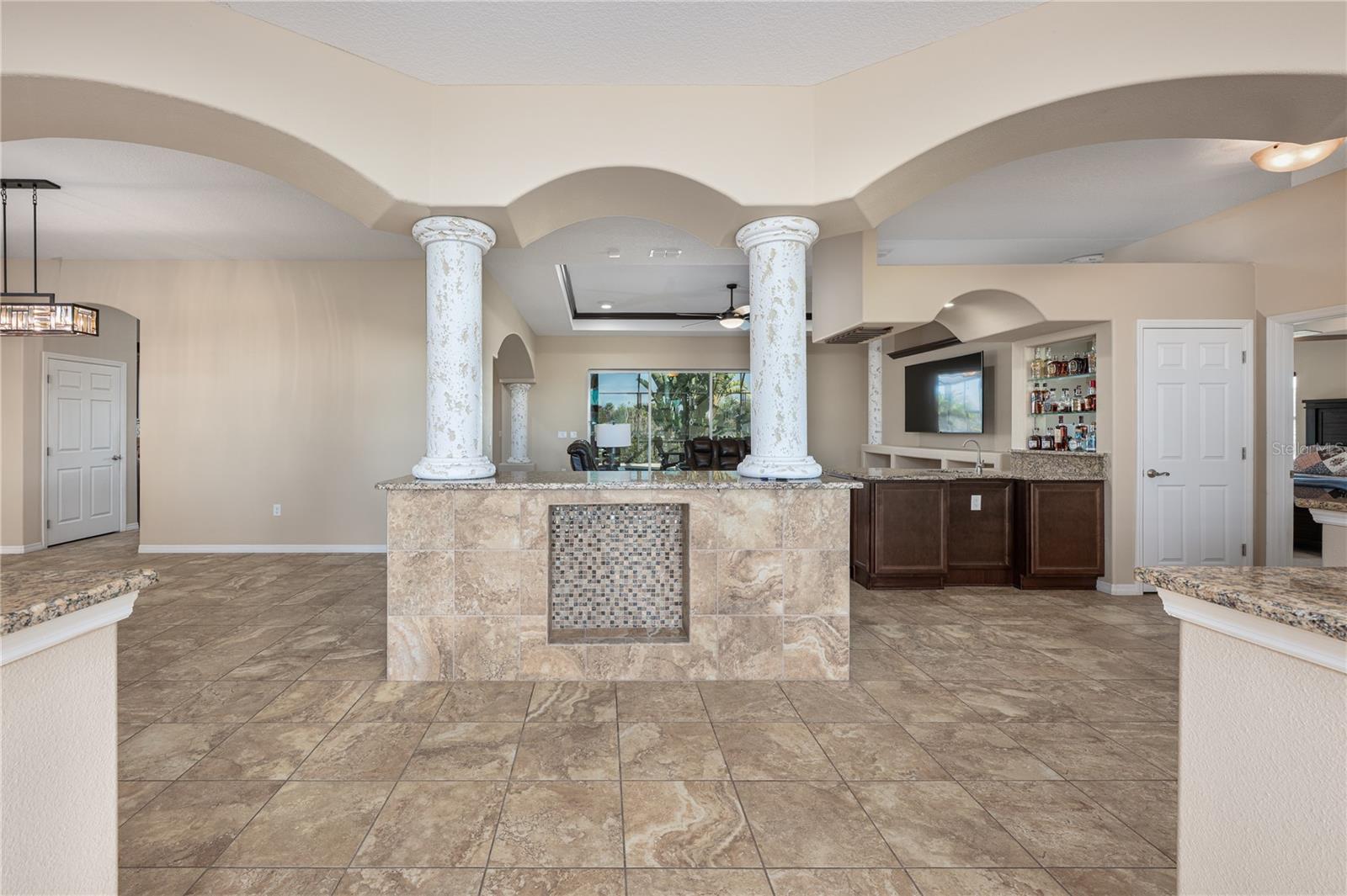 Image 14 of 53 For 29222 Can Do Lane