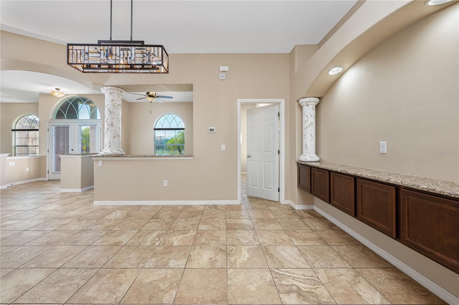 Image 16 of 53 For 29222 Can Do Lane