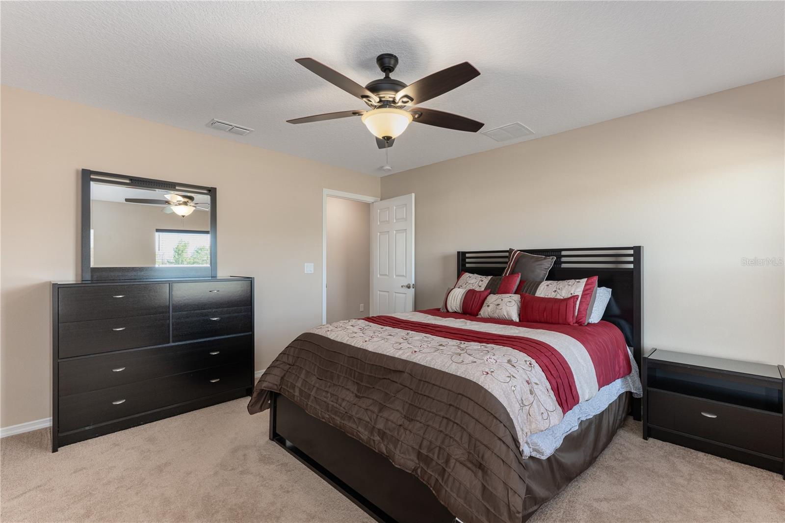 Image 22 of 53 For 29222 Can Do Lane