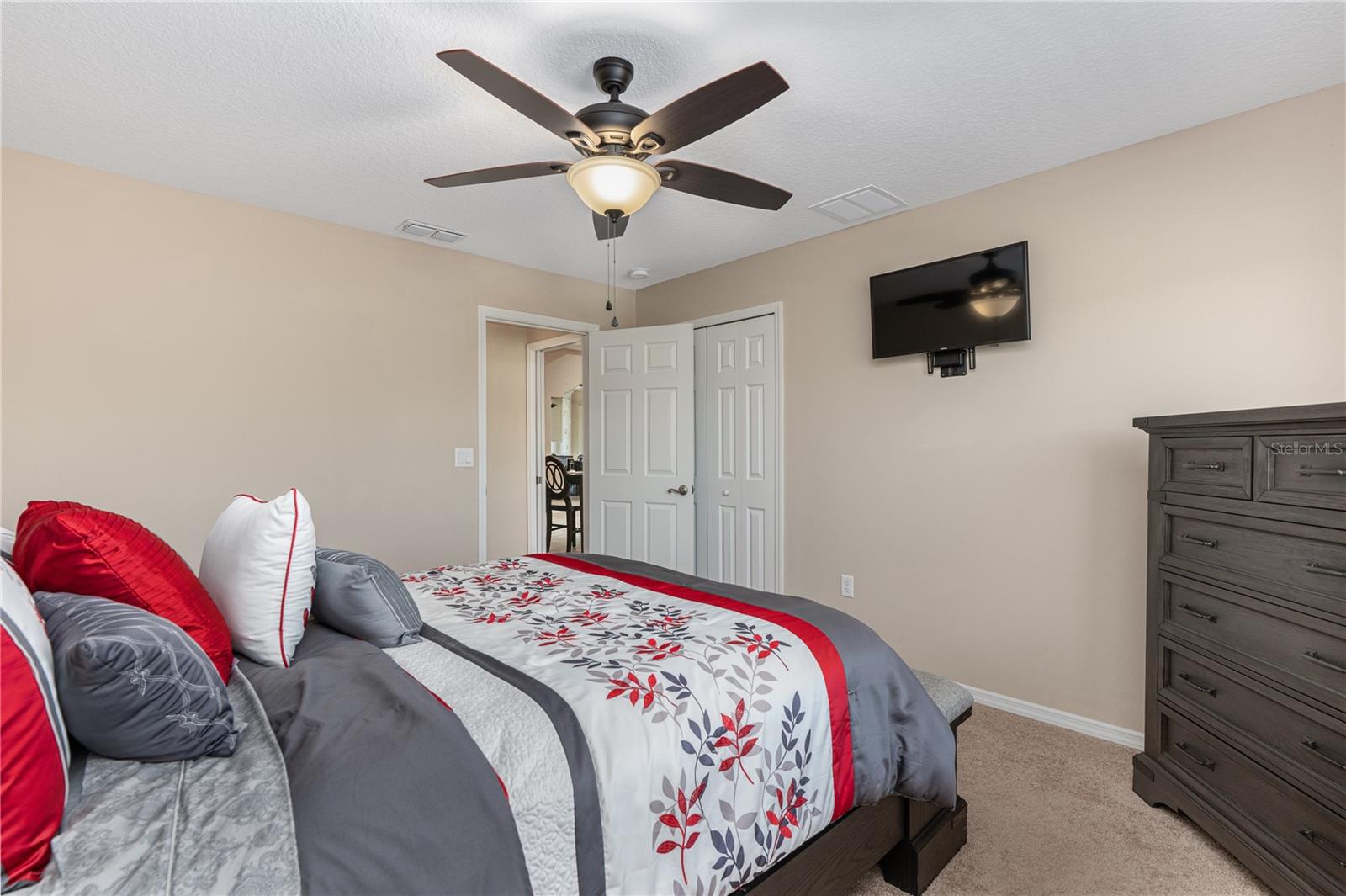 Image 24 of 53 For 29222 Can Do Lane