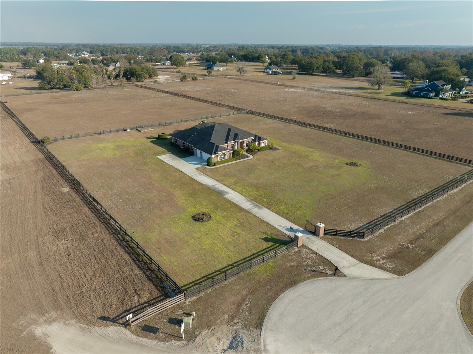 Image 41 of 53 For 29222 Can Do Lane