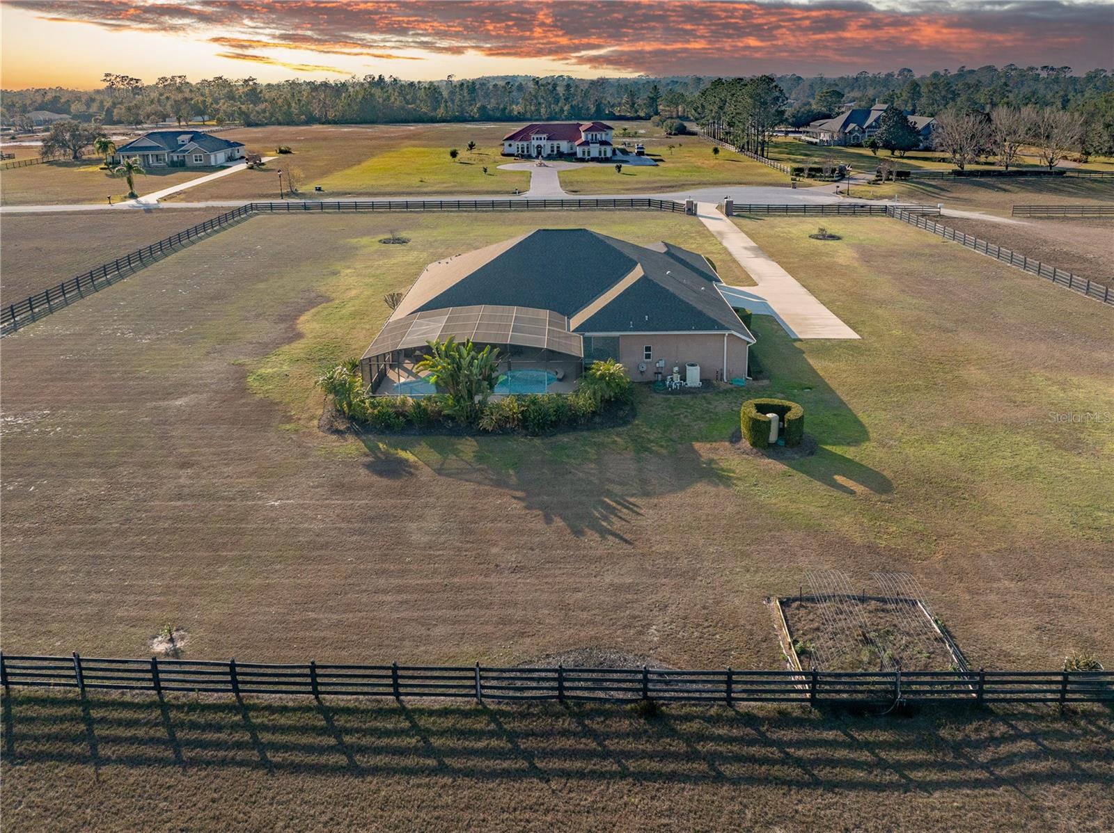 Image 42 of 53 For 29222 Can Do Lane