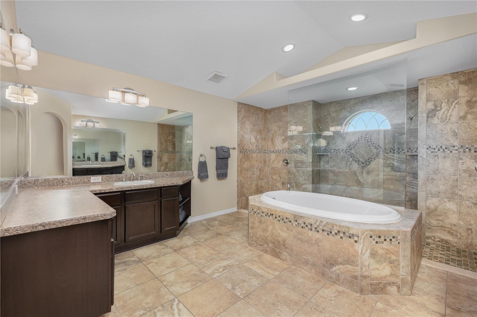 Image 9 of 53 For 29222 Can Do Lane