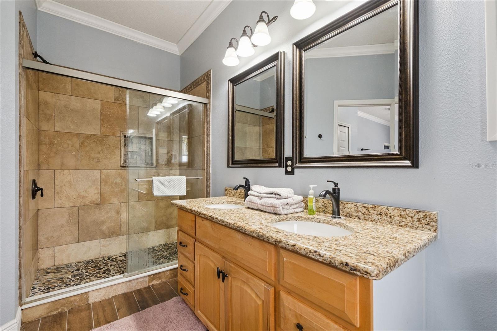 Image 36 of 59 For 540 Jaybee Avenue