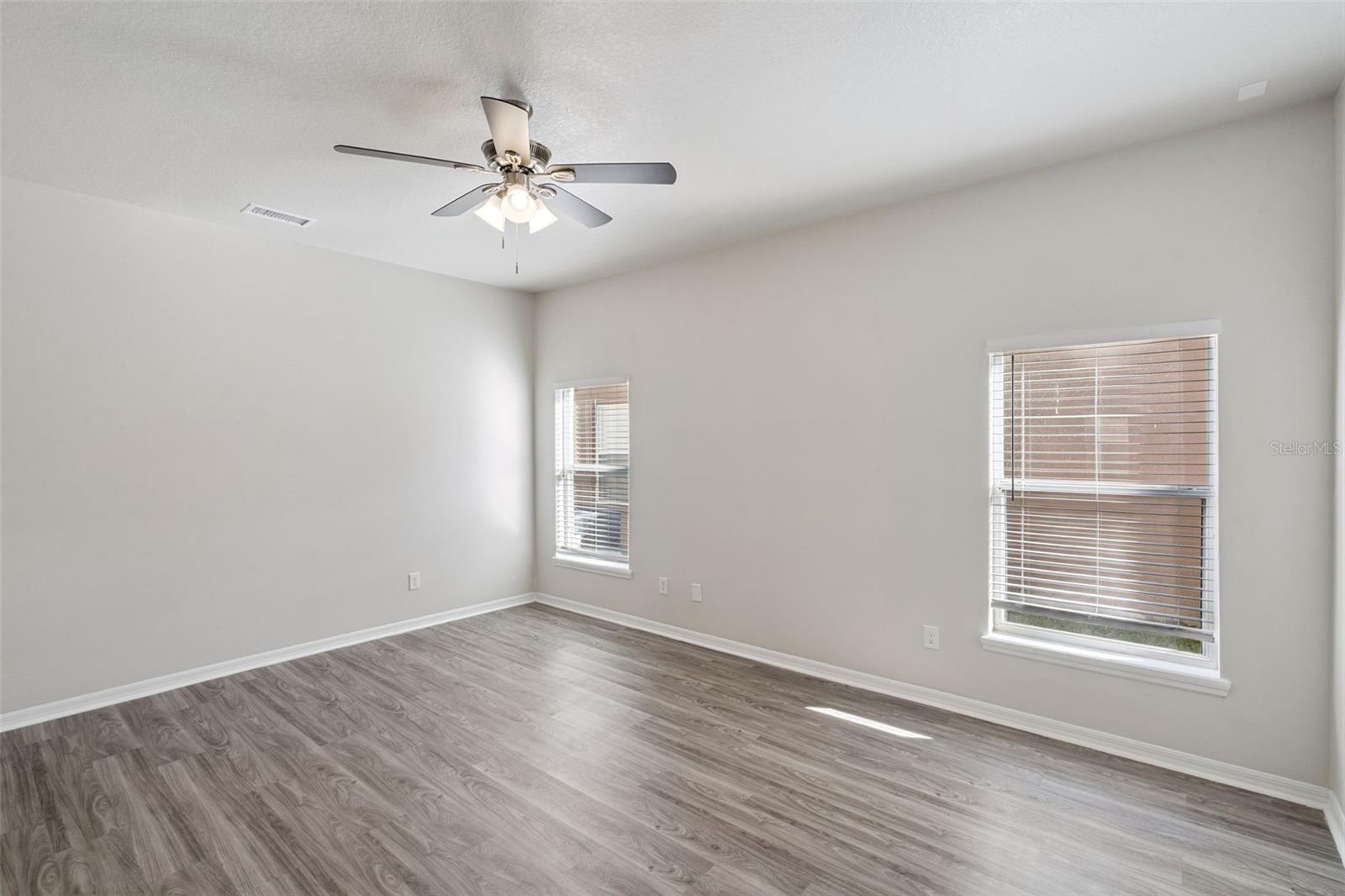 Image 10 of 25 For 2104 Justice Lane