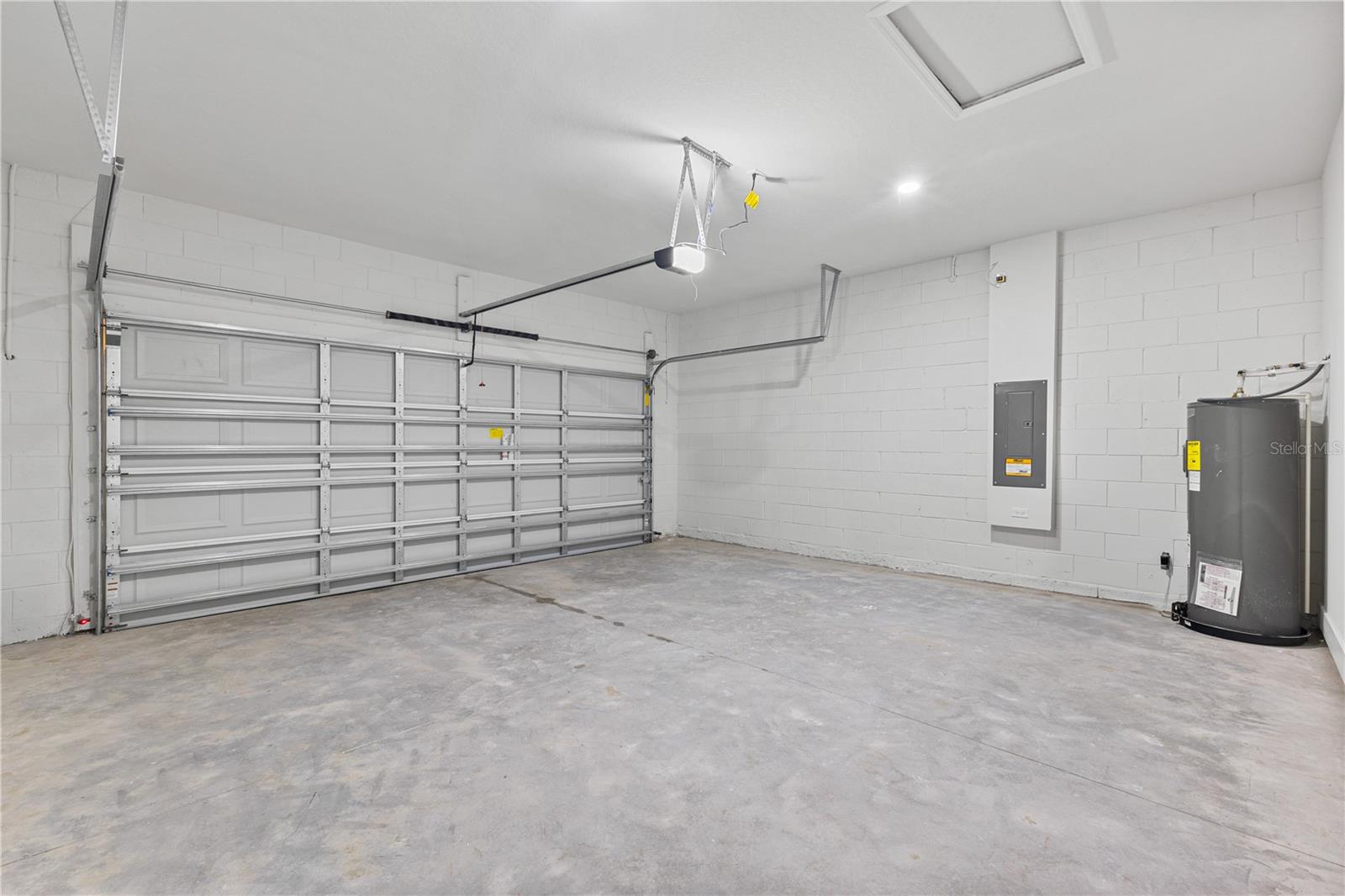 Image 28 of 29 For 8273 Downer Way