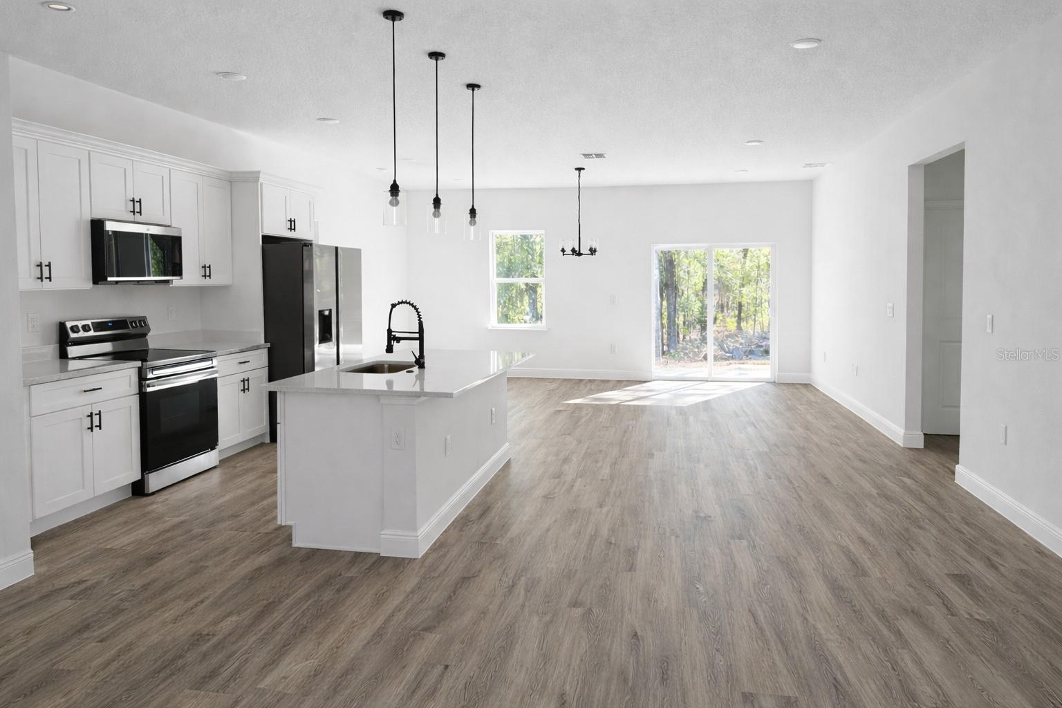 Image 6 of 29 For 8273 Downer Way