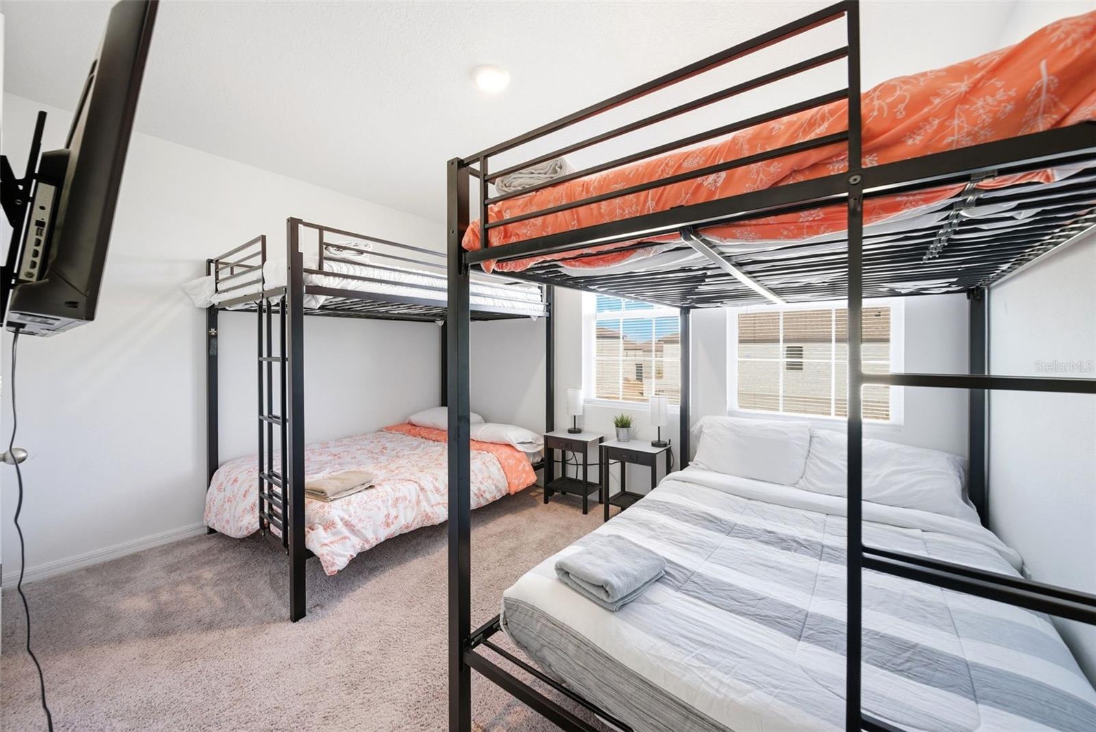 Image 16 of 20 For 2058 Derwent Drive