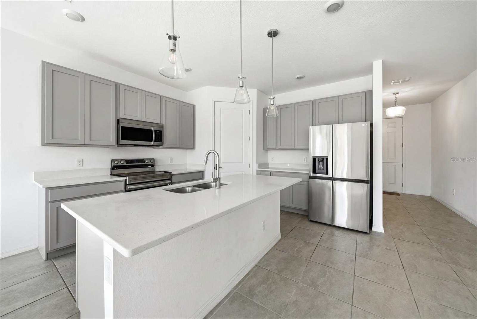 Image 2 of 20 For 2058 Derwent Drive