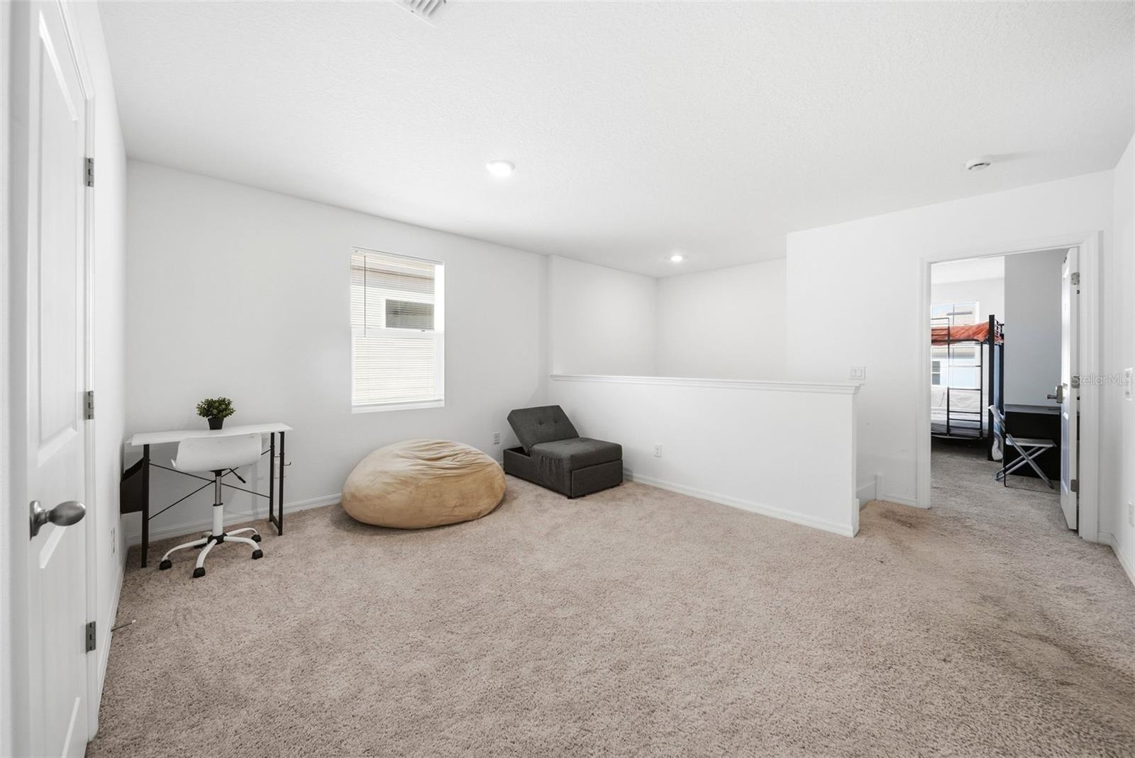 Image 4 of 20 For 2058 Derwent Drive