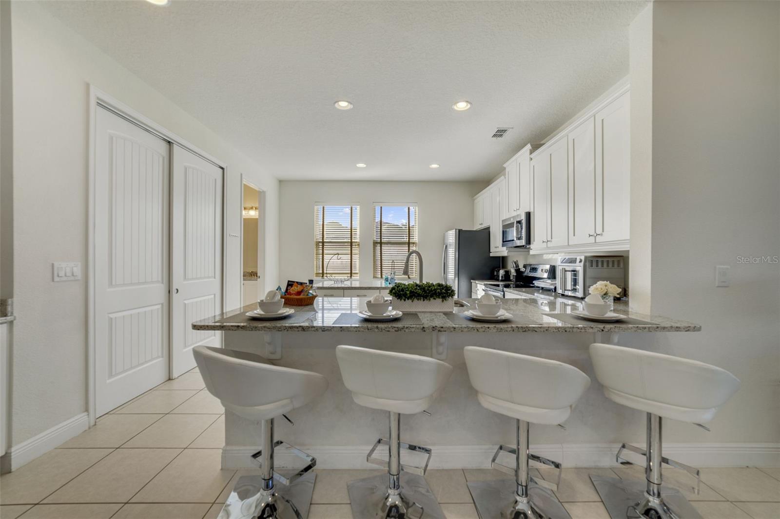 Image 13 of 49 For 180 Minton Loop