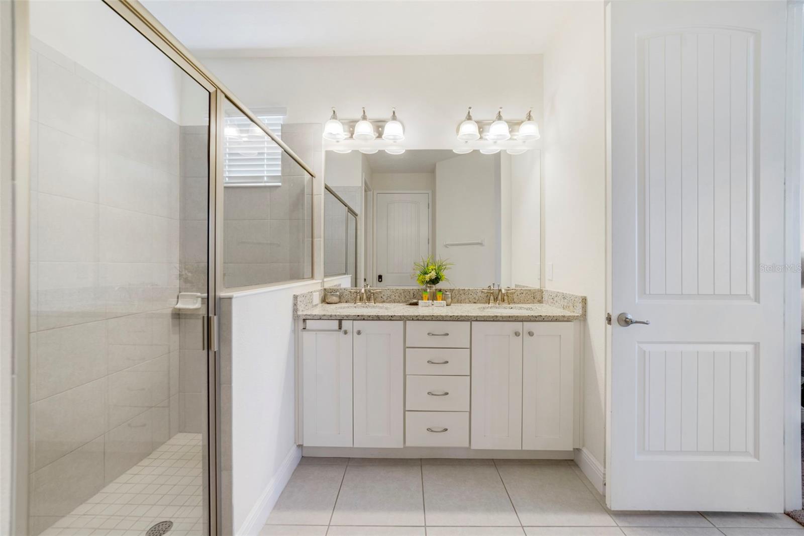 Image 19 of 49 For 180 Minton Loop