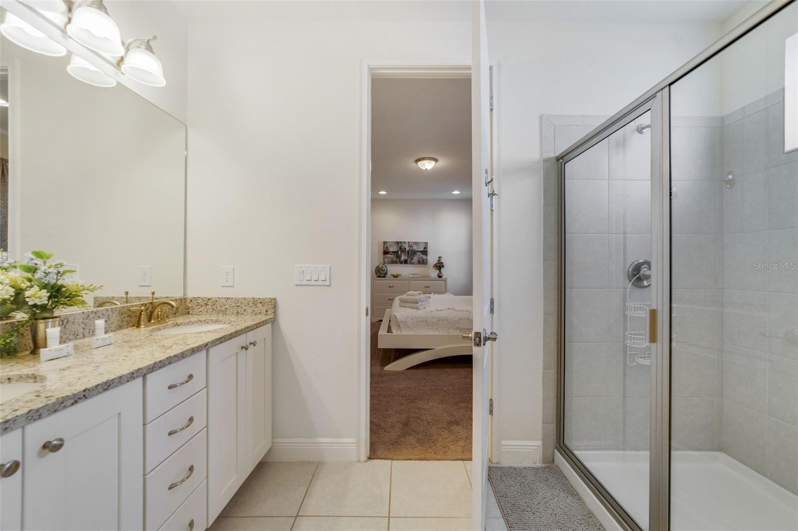 Image 33 of 49 For 180 Minton Loop