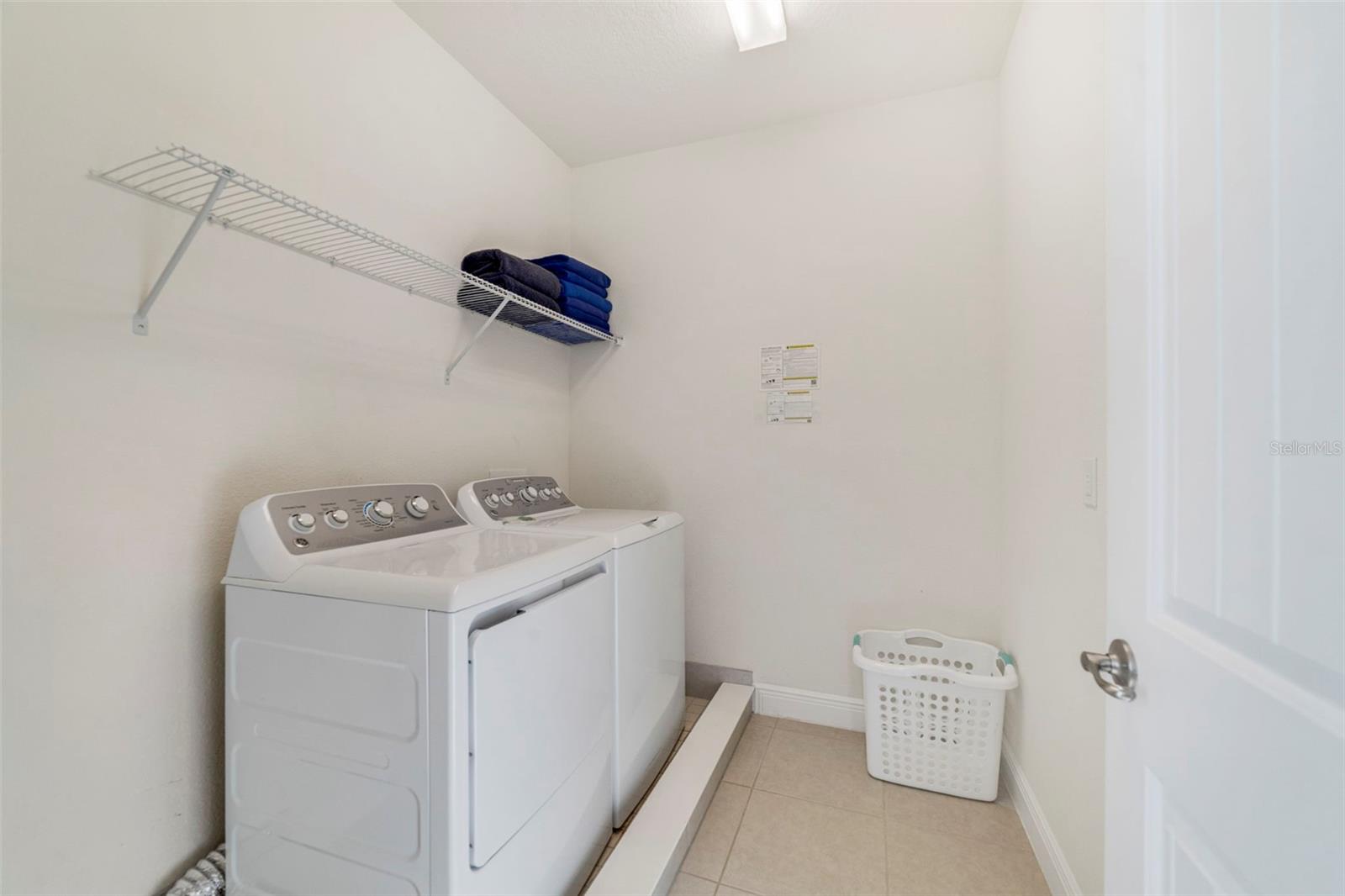 Image 41 of 49 For 180 Minton Loop