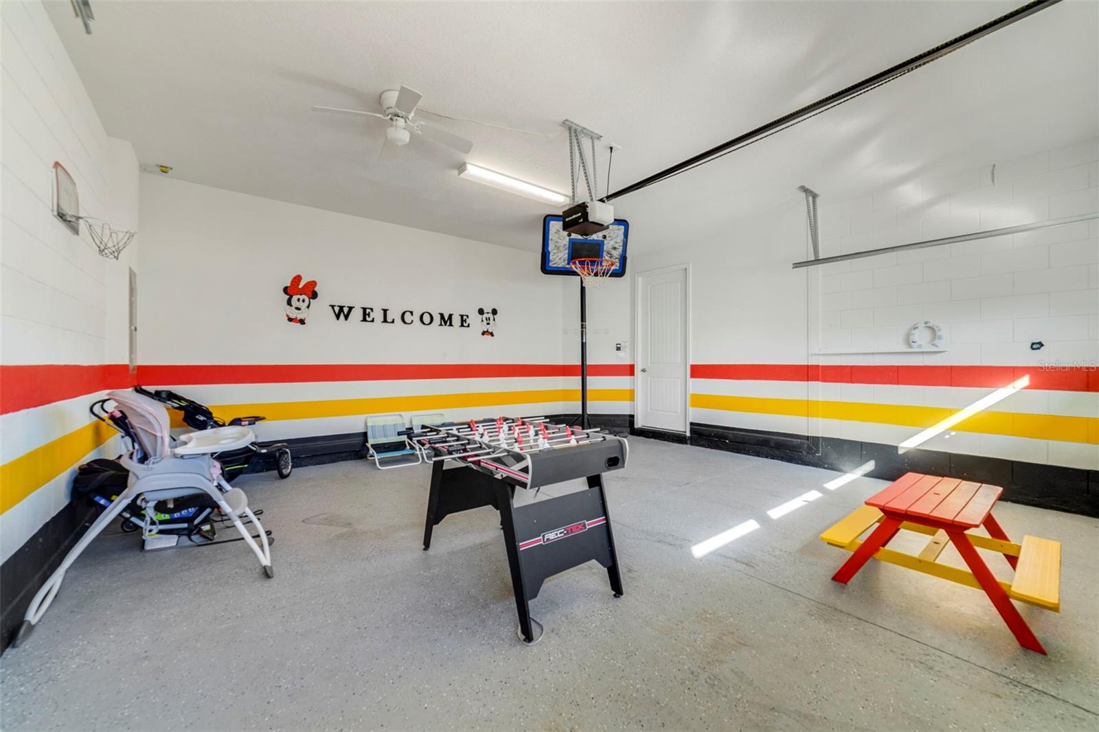 Image 42 of 49 For 180 Minton Loop