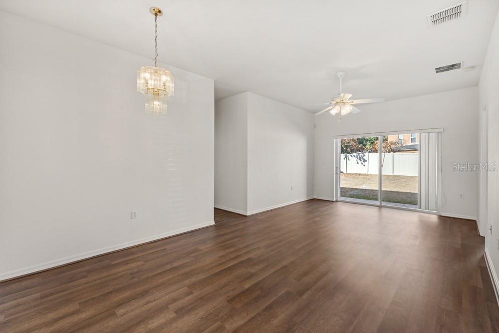 Image 10 of 37 For 7813 Riffle Lane