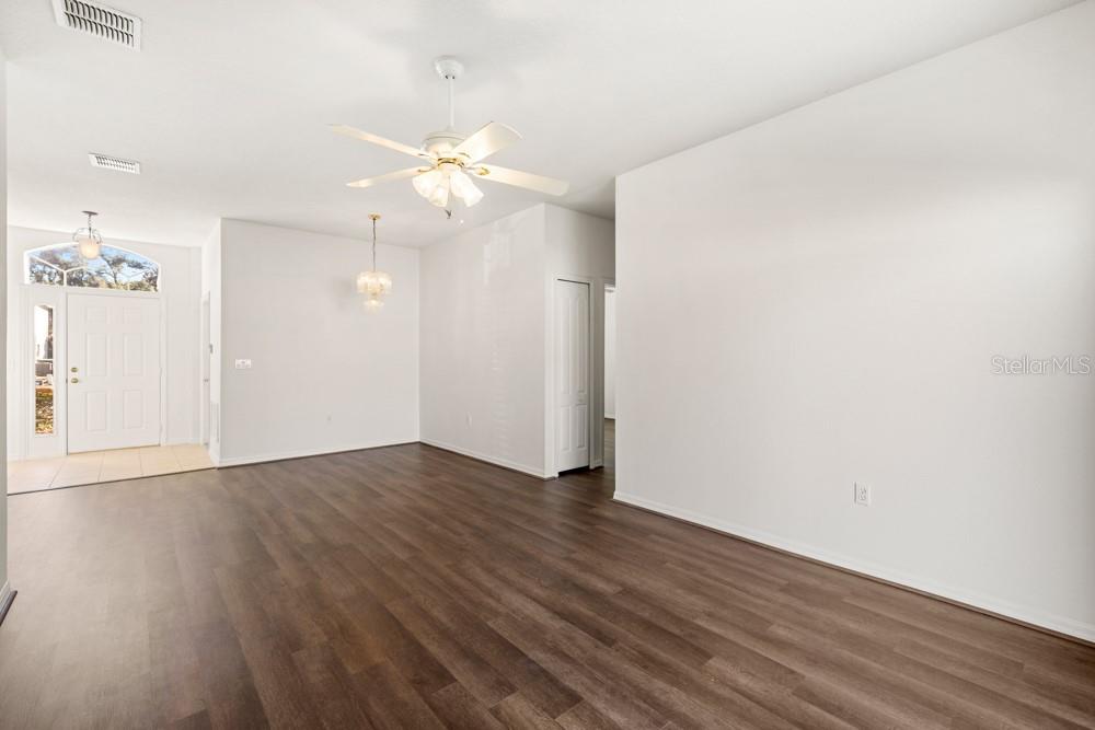 Image 13 of 37 For 7813 Riffle Lane