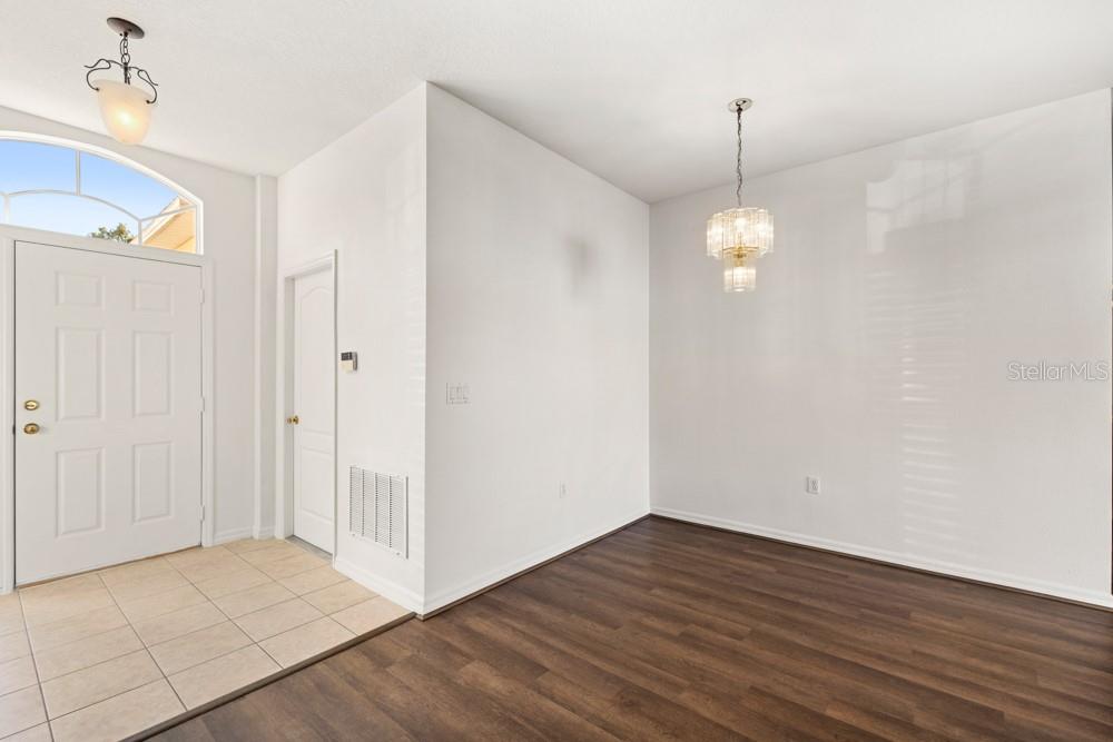 Image 9 of 37 For 7813 Riffle Lane