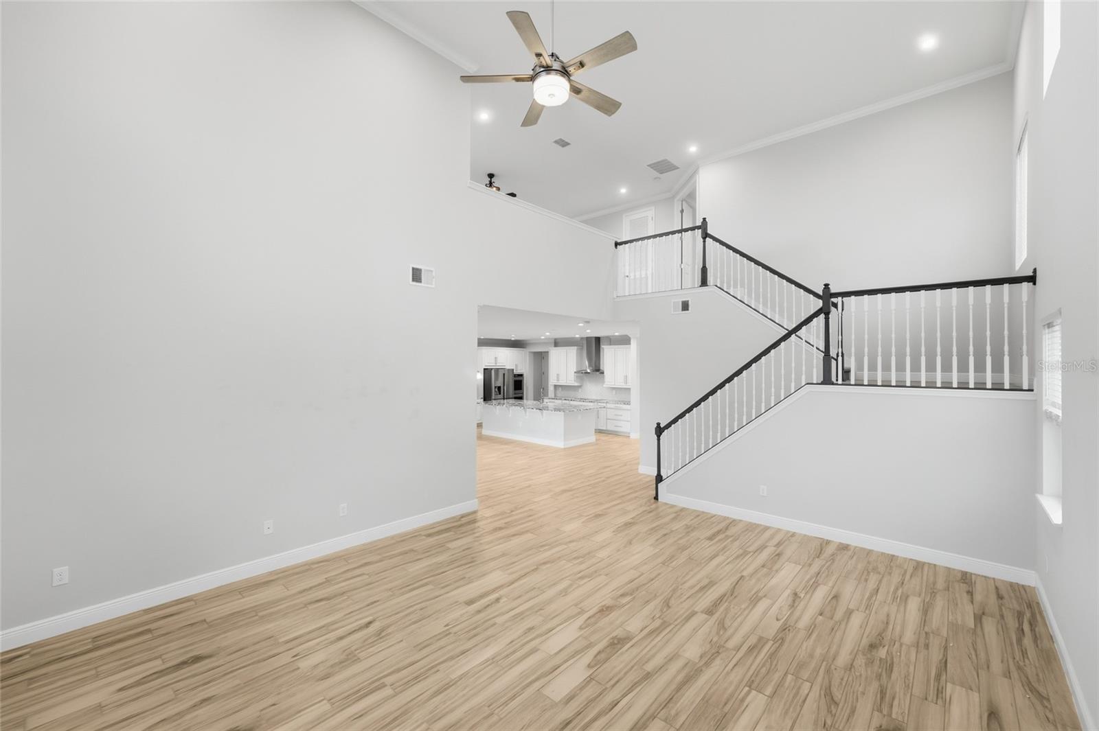 Image 11 of 45 For 17060 Wingspread Loop