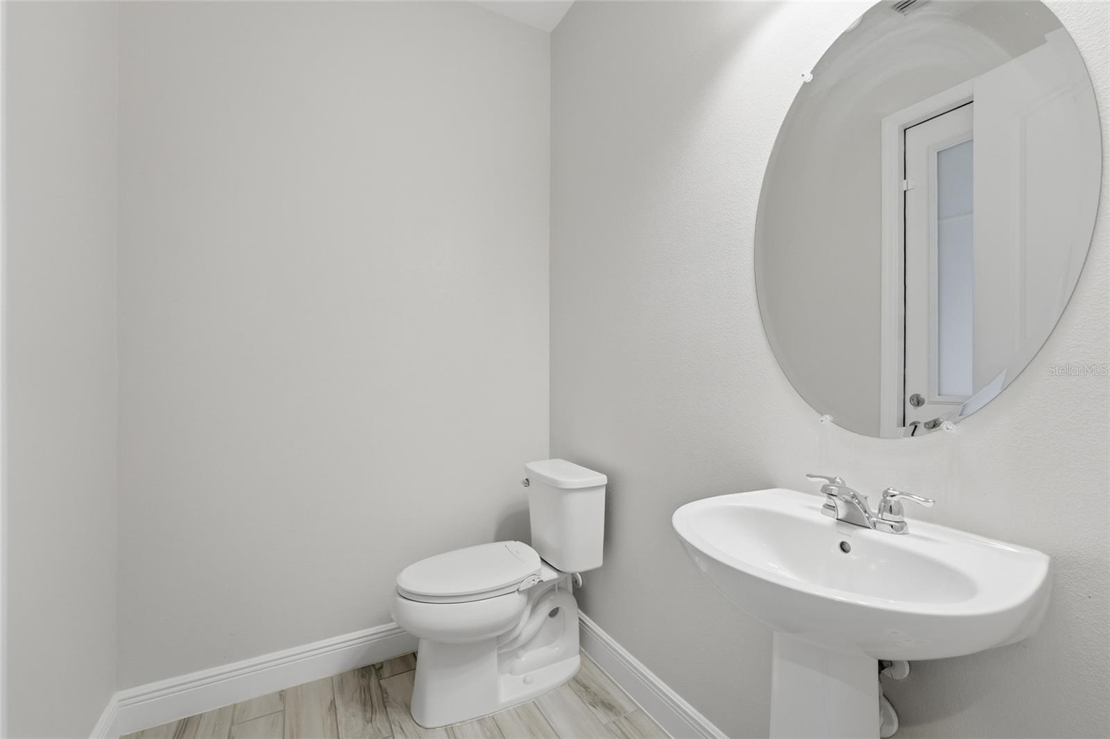 Image 16 of 45 For 17060 Wingspread Loop