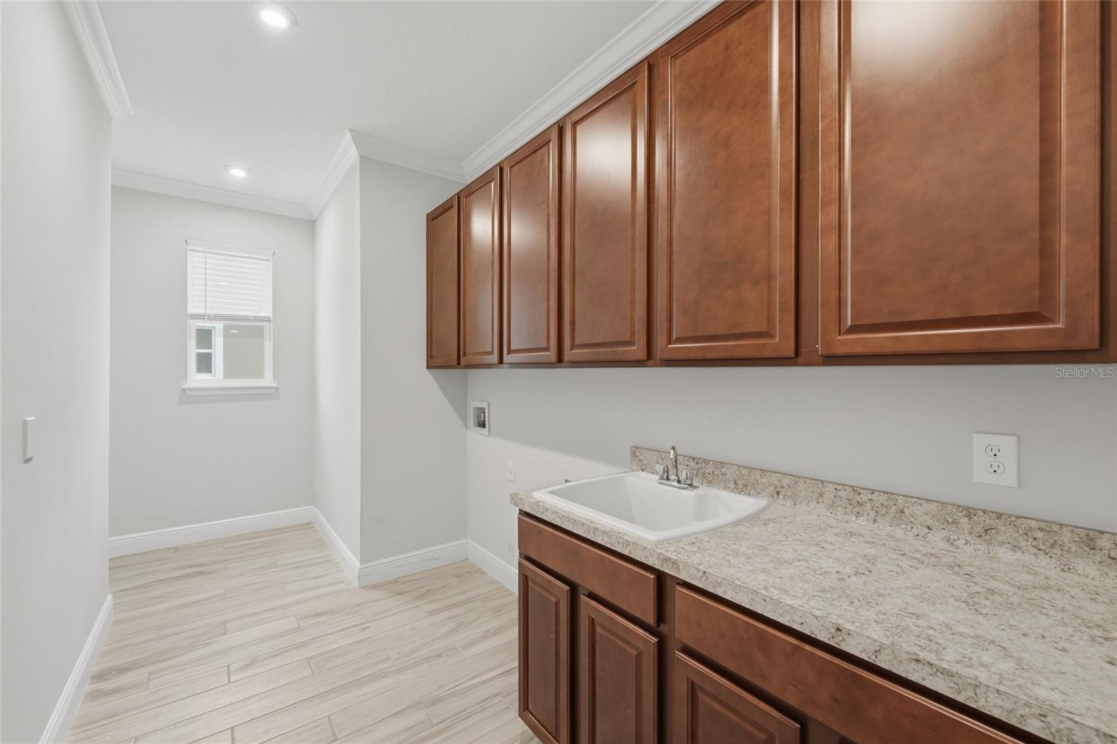 Image 22 of 45 For 17060 Wingspread Loop