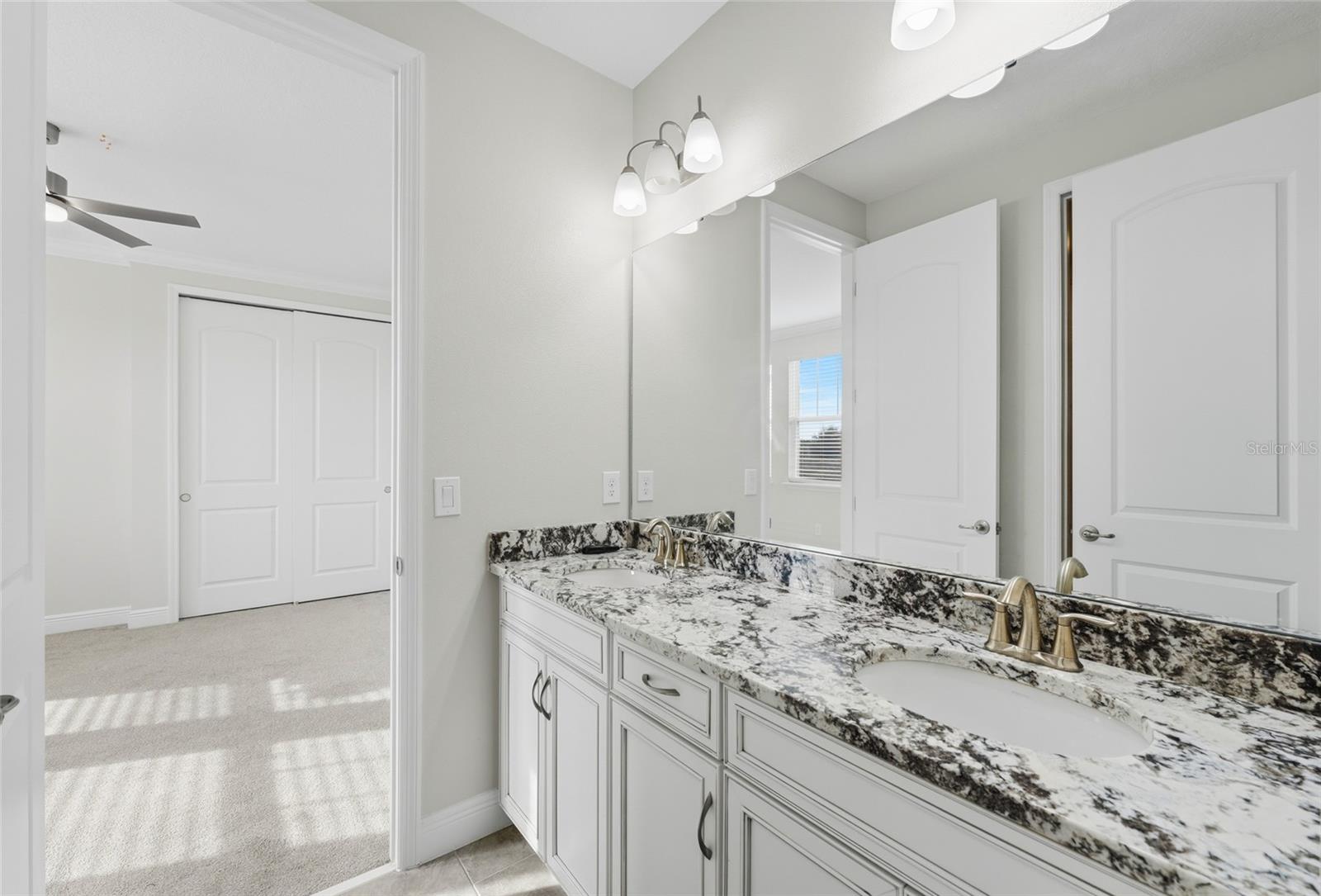 Image 30 of 45 For 17060 Wingspread Loop