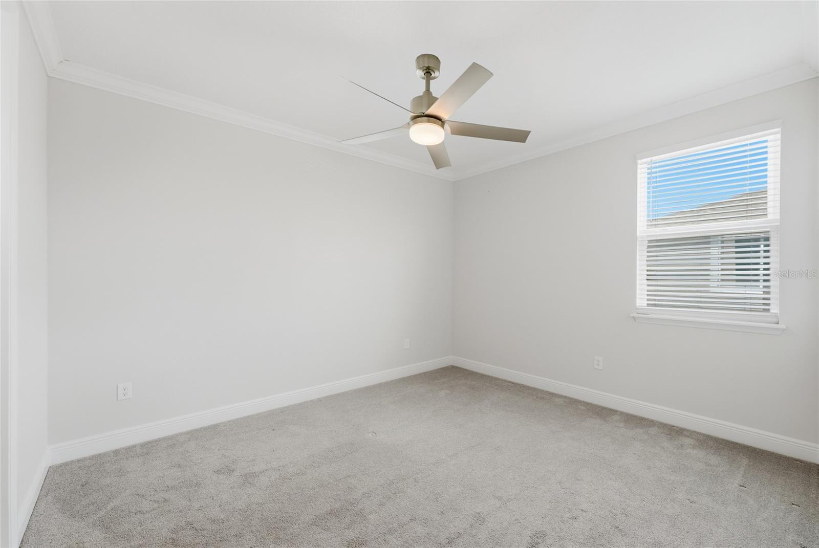 Image 32 of 45 For 17060 Wingspread Loop