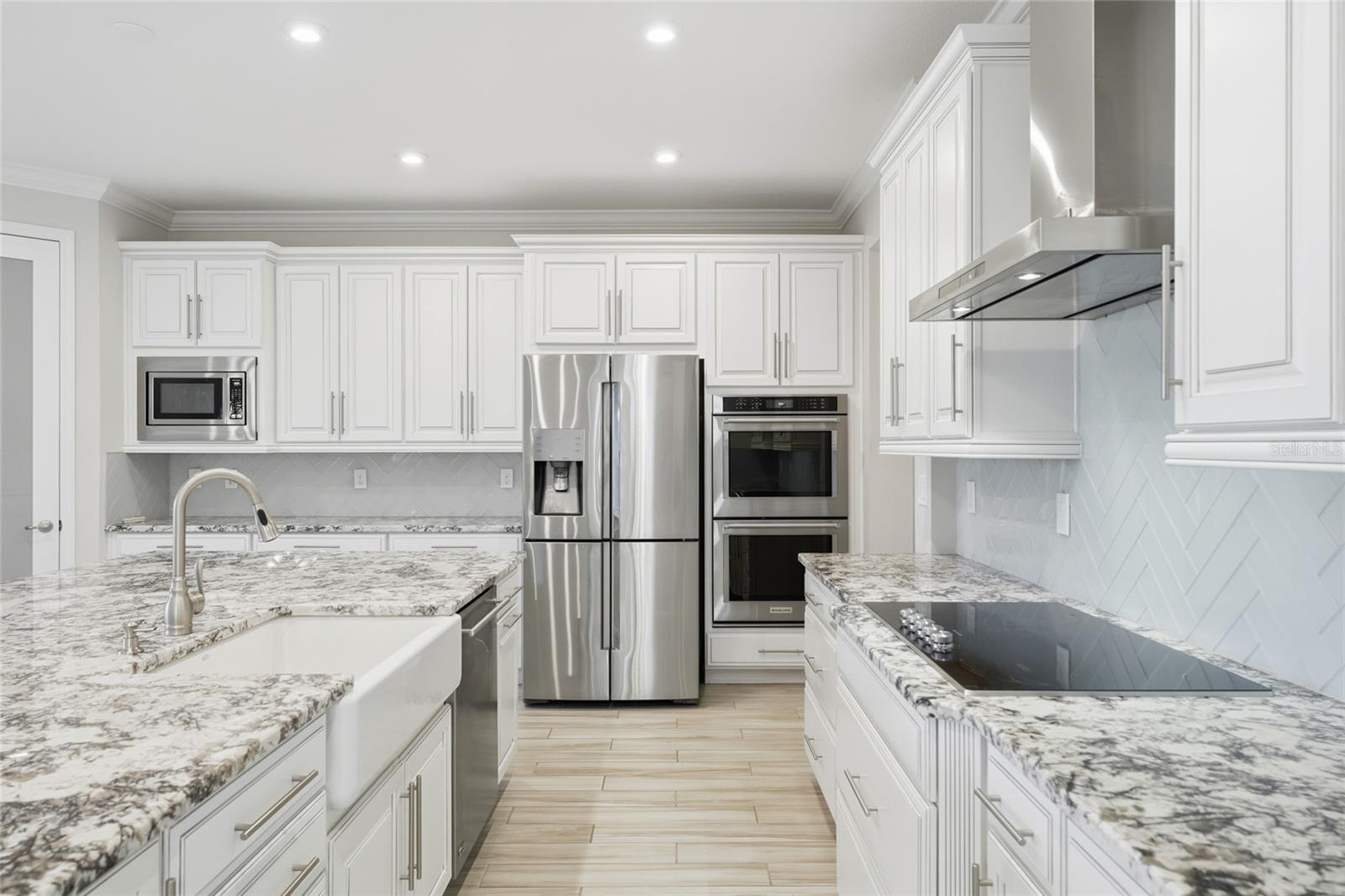 Image 4 of 45 For 17060 Wingspread Loop