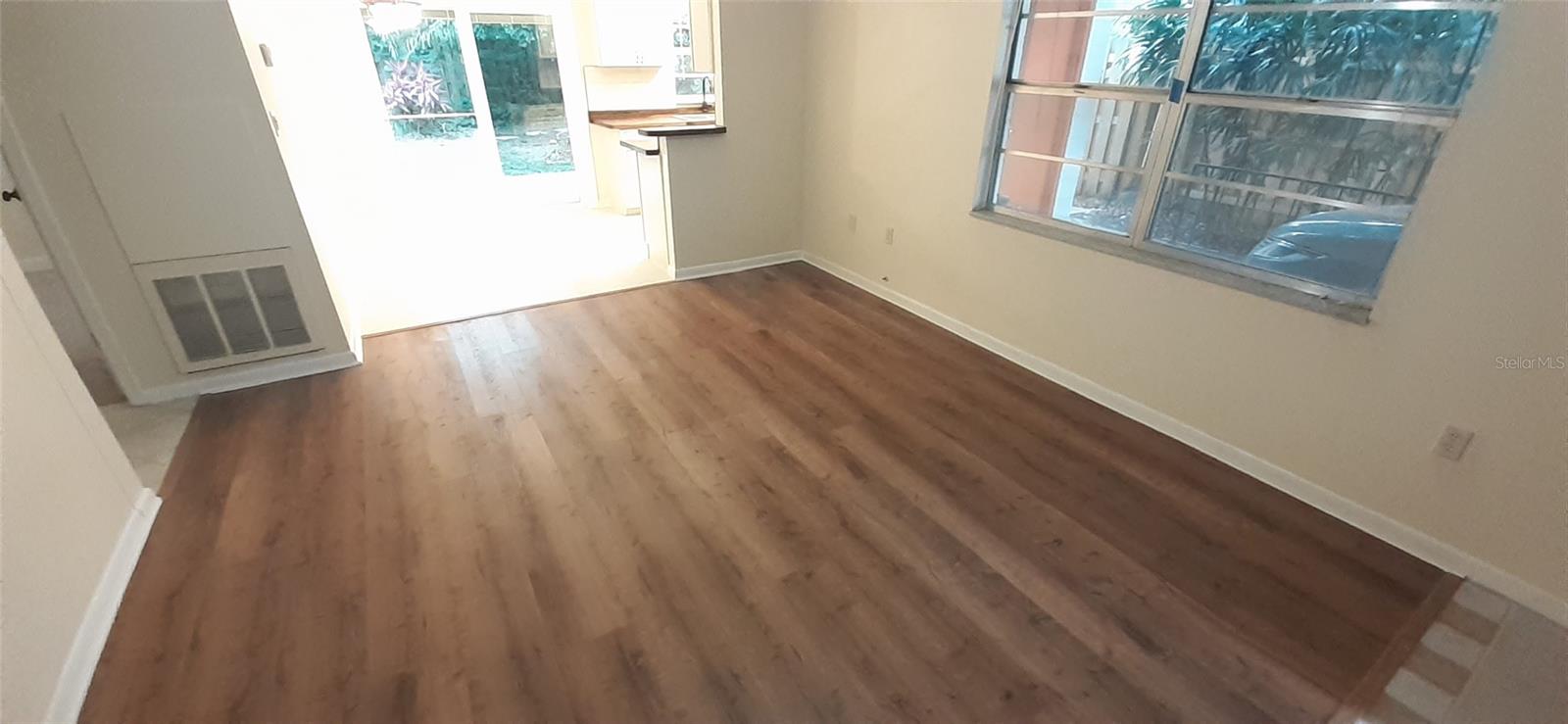 Image 2 of 13 For 1429 Lake Highland Drive 1431