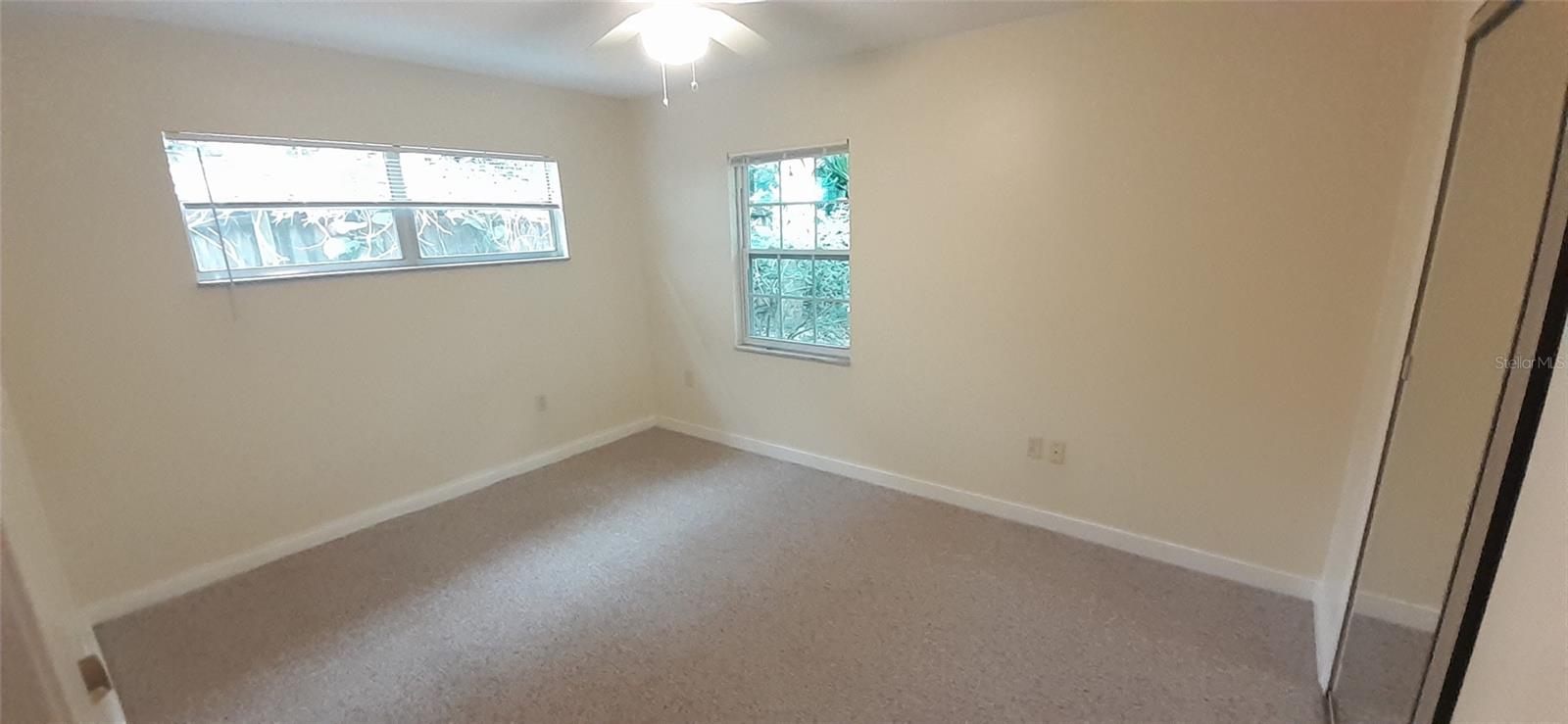 Image 7 of 13 For 1429 Lake Highland Drive 1431