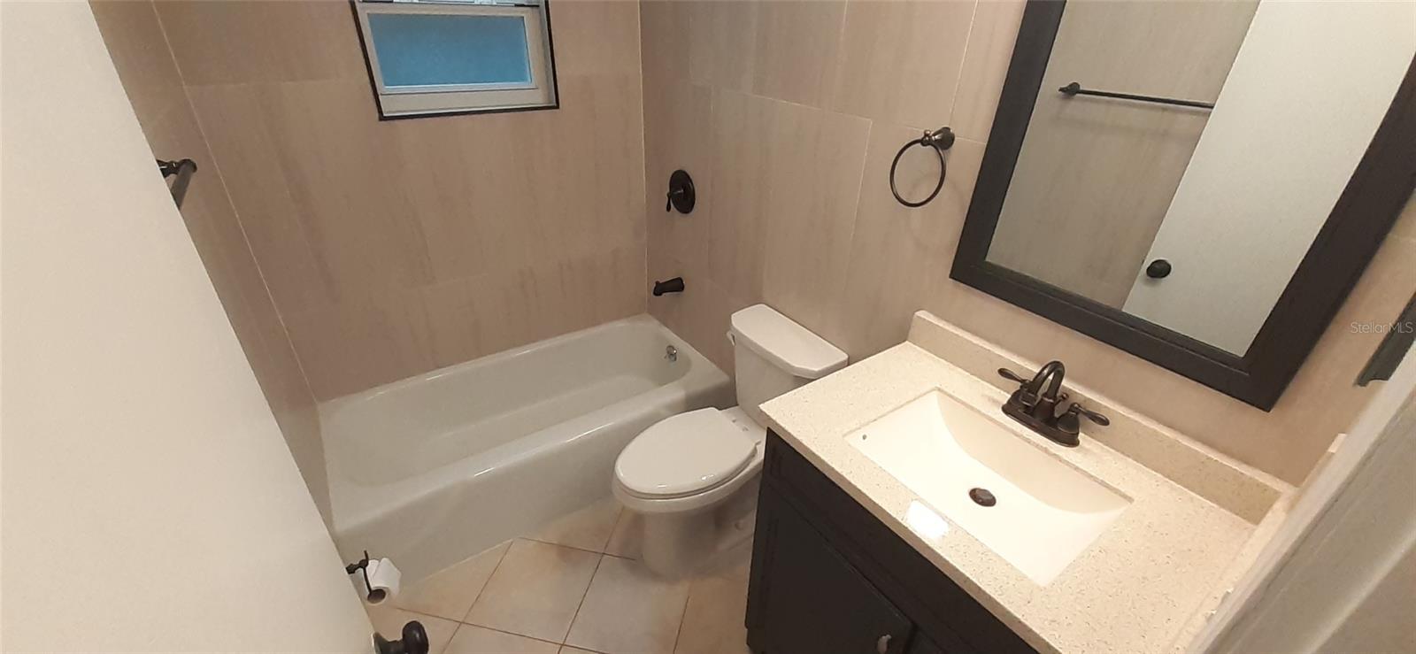 Image 9 of 13 For 1429 Lake Highland Drive 1431