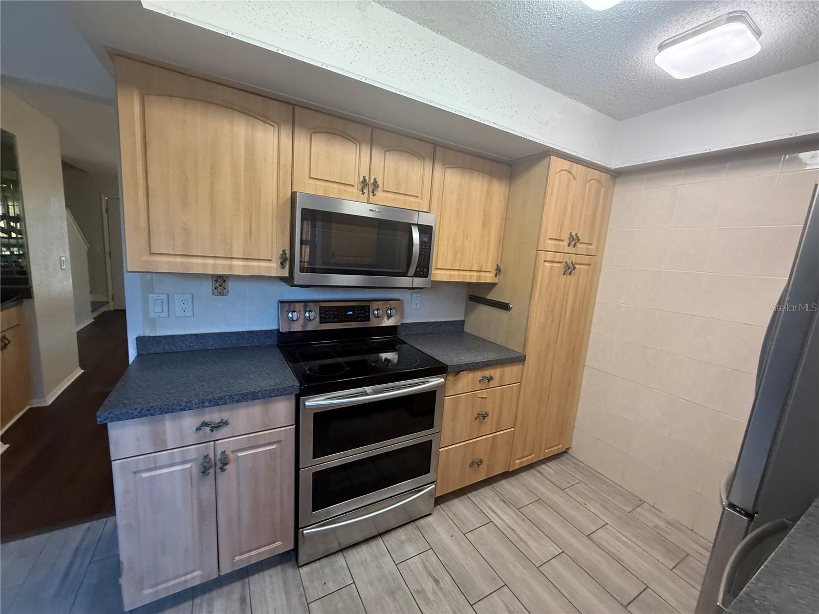 Image 8 of 19 For 3355 River View Way 42