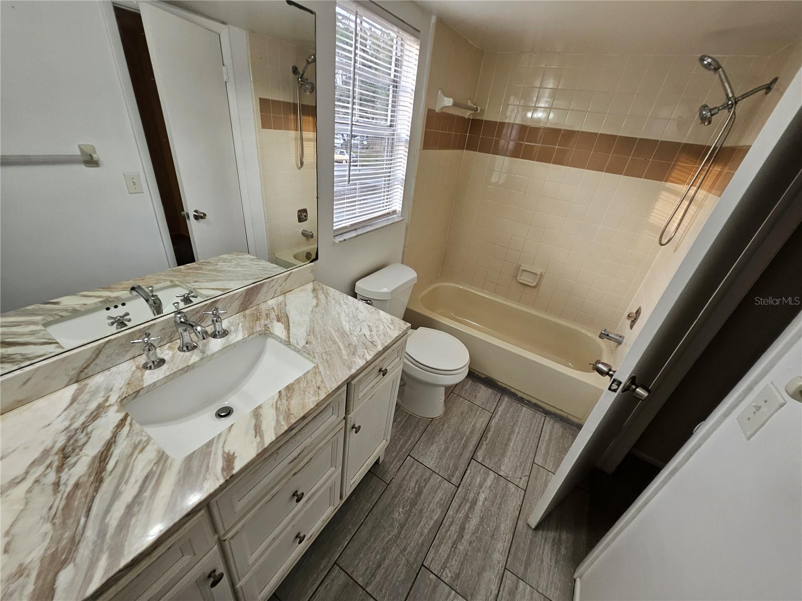 Image 45 of 52 For 4825 Lighthouse Circle Ge