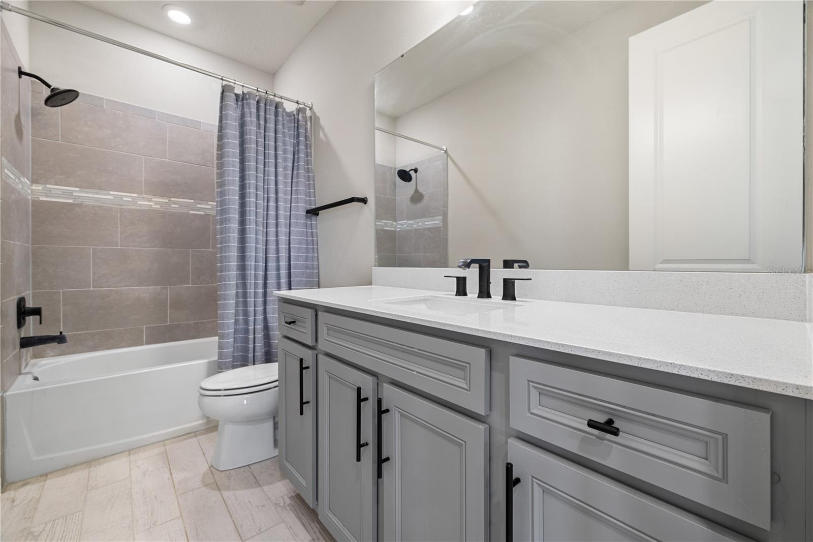 Image 57 of 77 For 13871 Destin Beach Lane