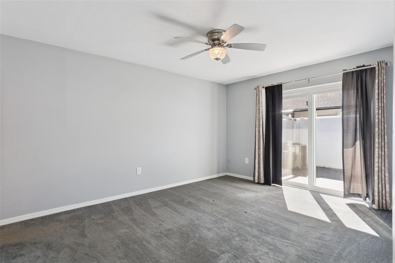 Image 14 of 28 For 602 Villa Circle 543