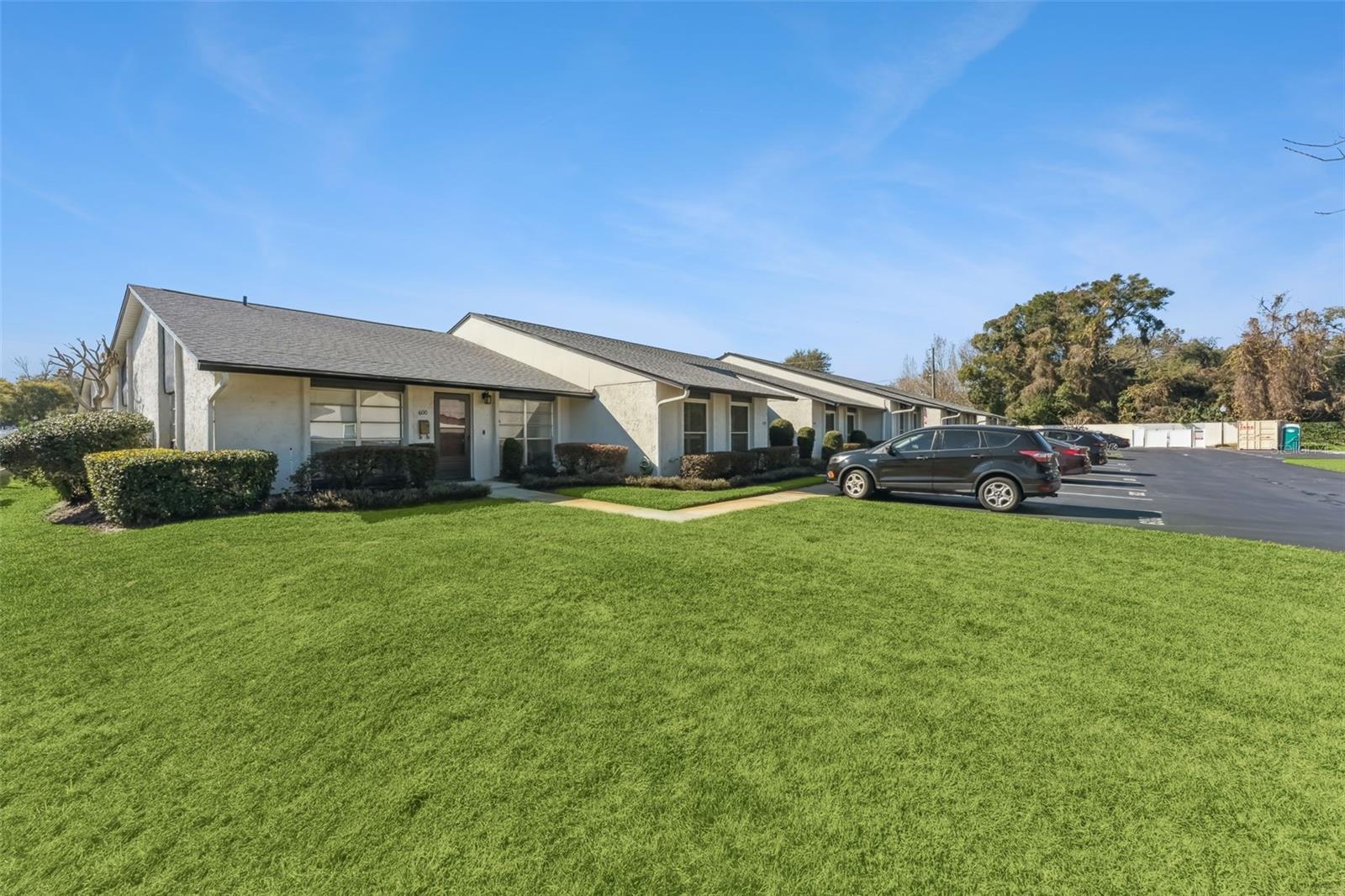 Image 27 of 28 For 602 Villa Circle 543