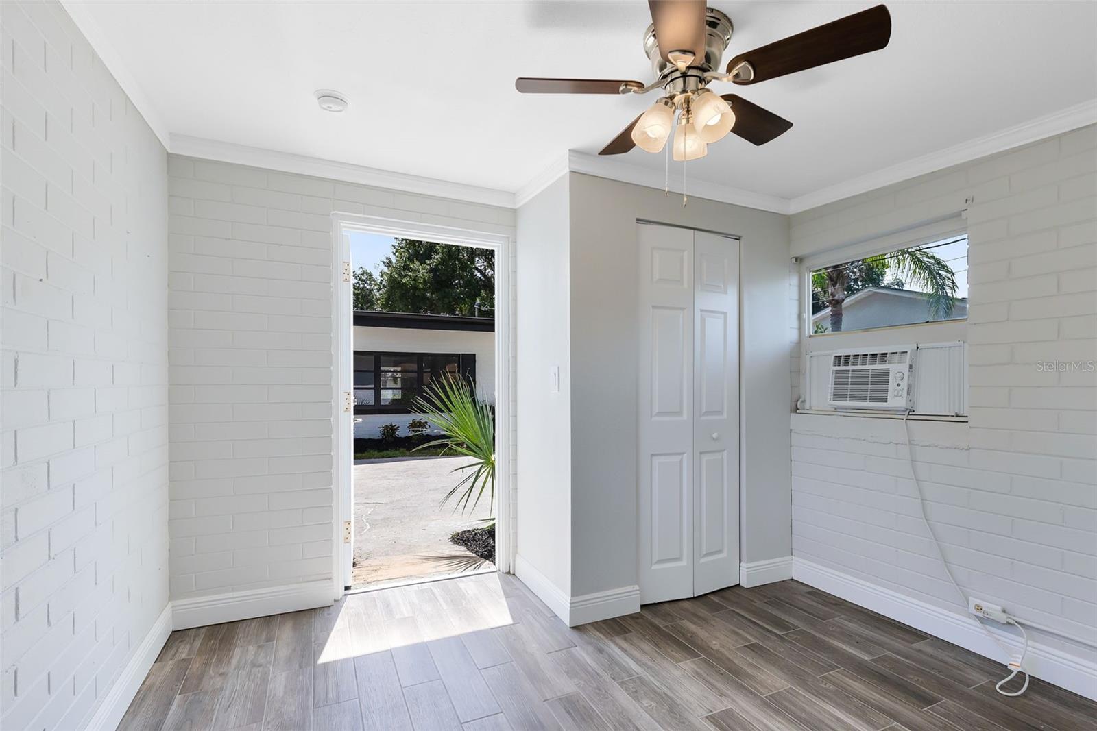 Image 18 of 52 For 35614 Cedar Lane