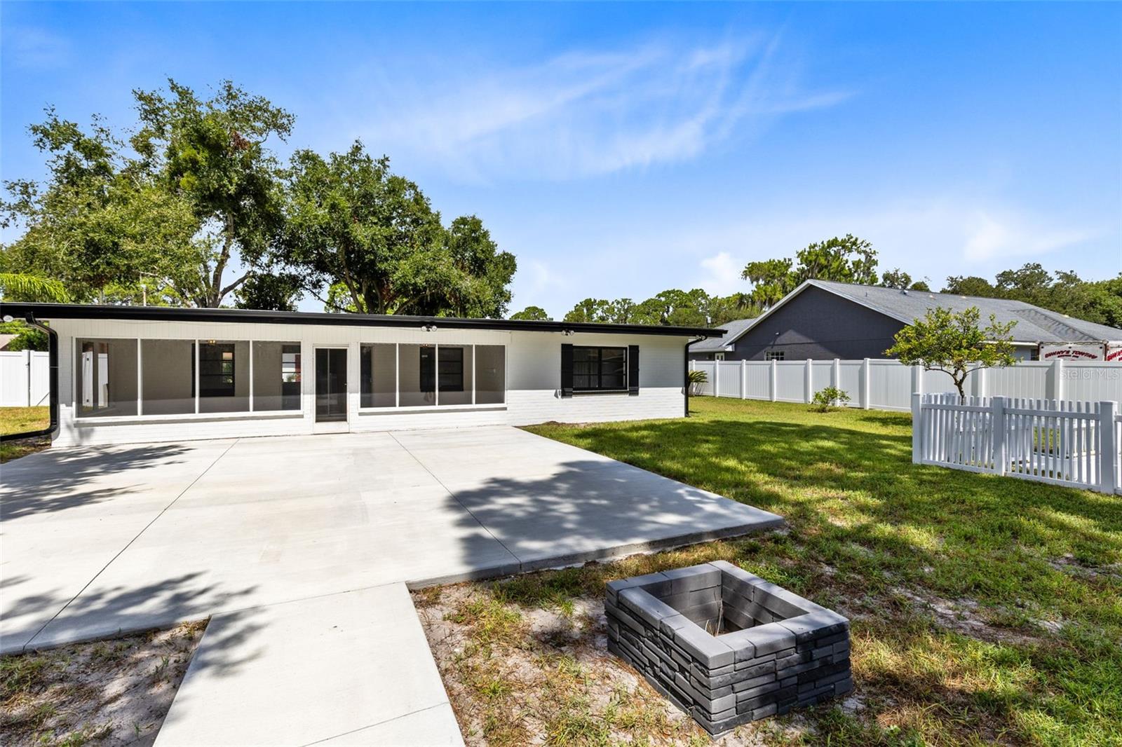 Image 25 of 52 For 35614 Cedar Lane