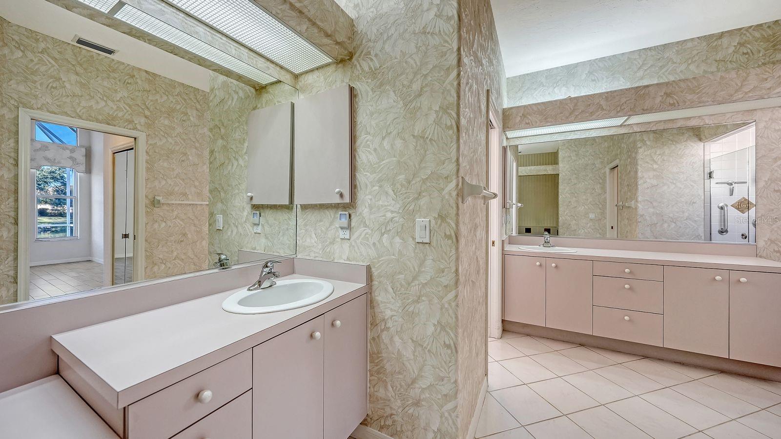 Image 18 of 42 For 3822 Alamanda Drive