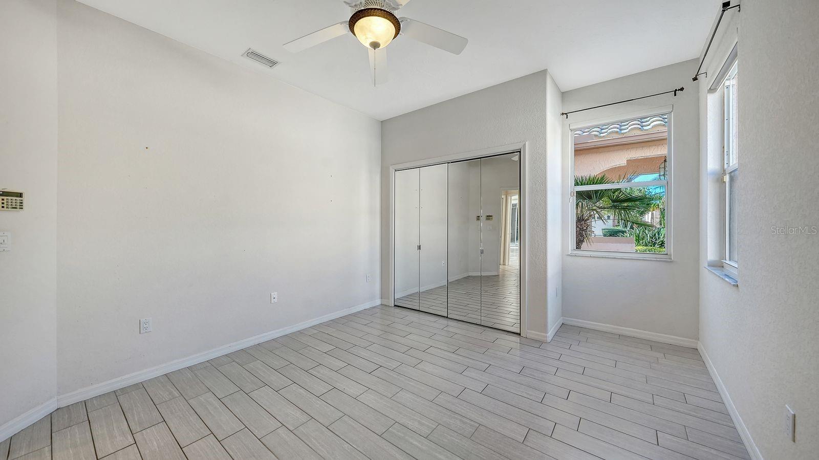 Image 21 of 42 For 3822 Alamanda Drive