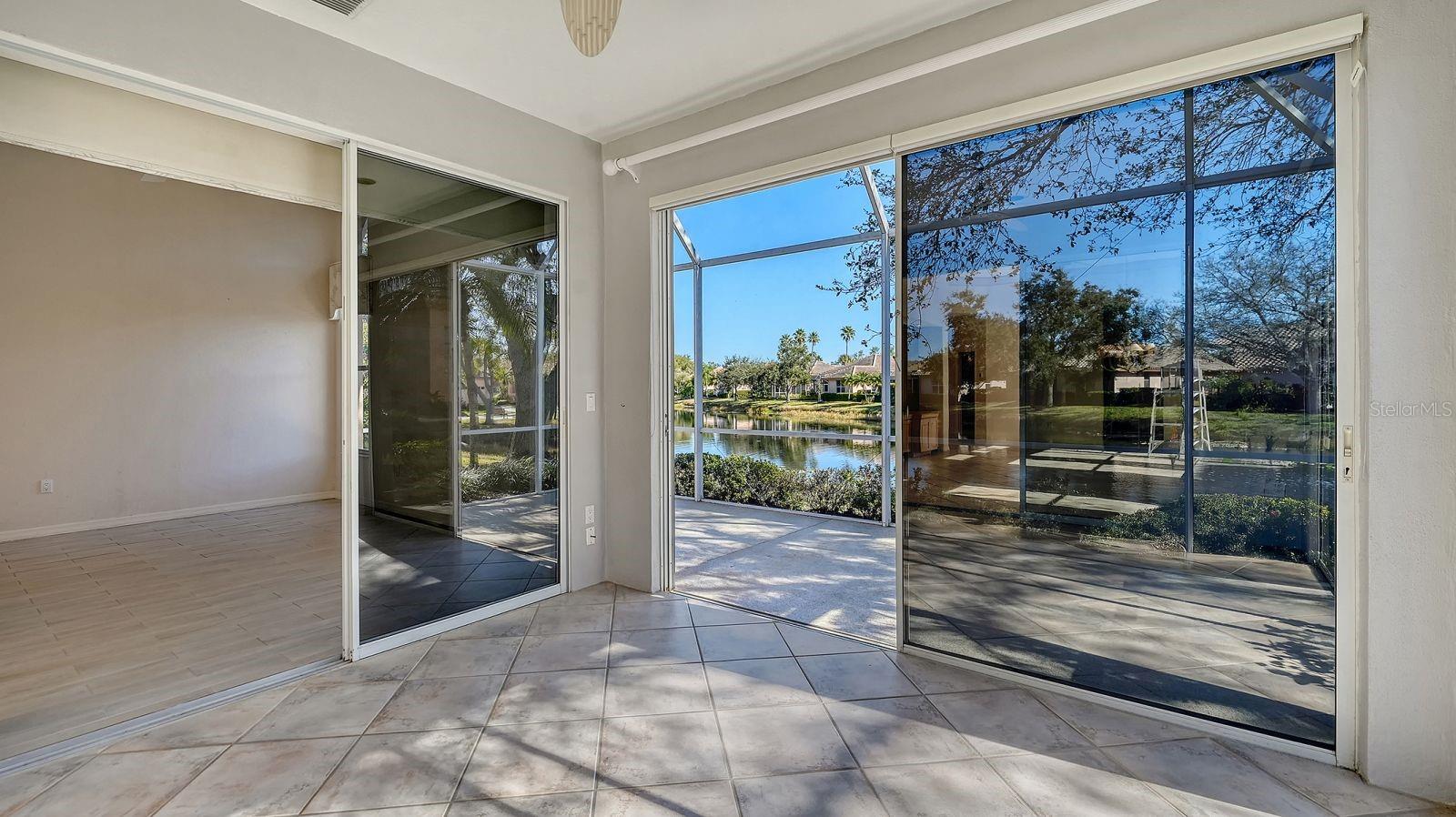 Image 26 of 42 For 3822 Alamanda Drive