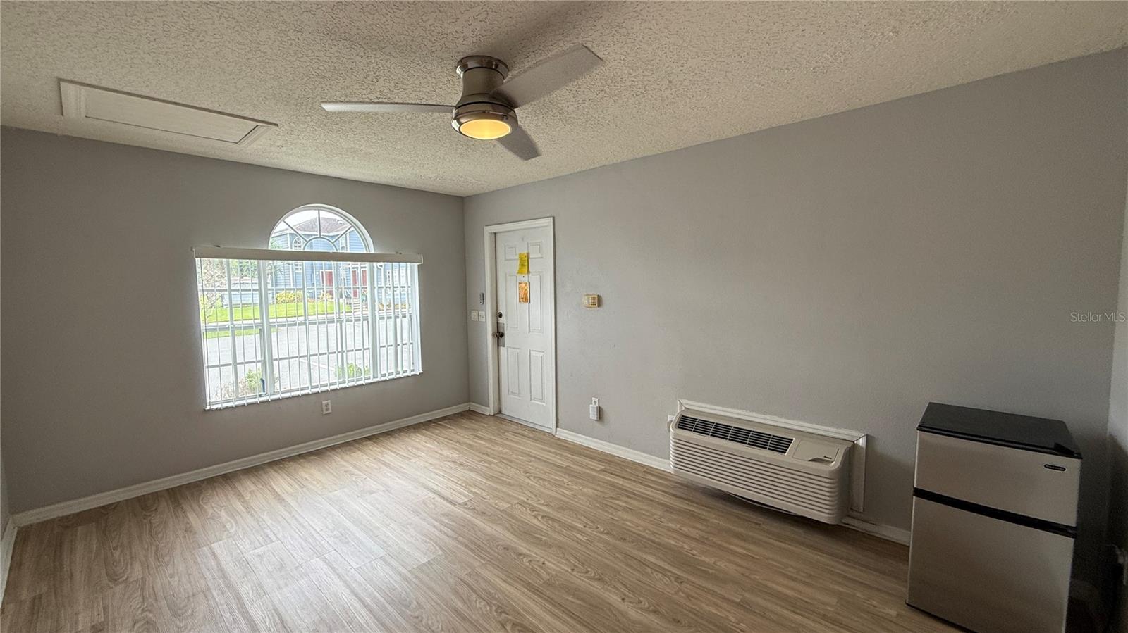 Image 4 of 13 For 120 Coco Plum Drive Lockout