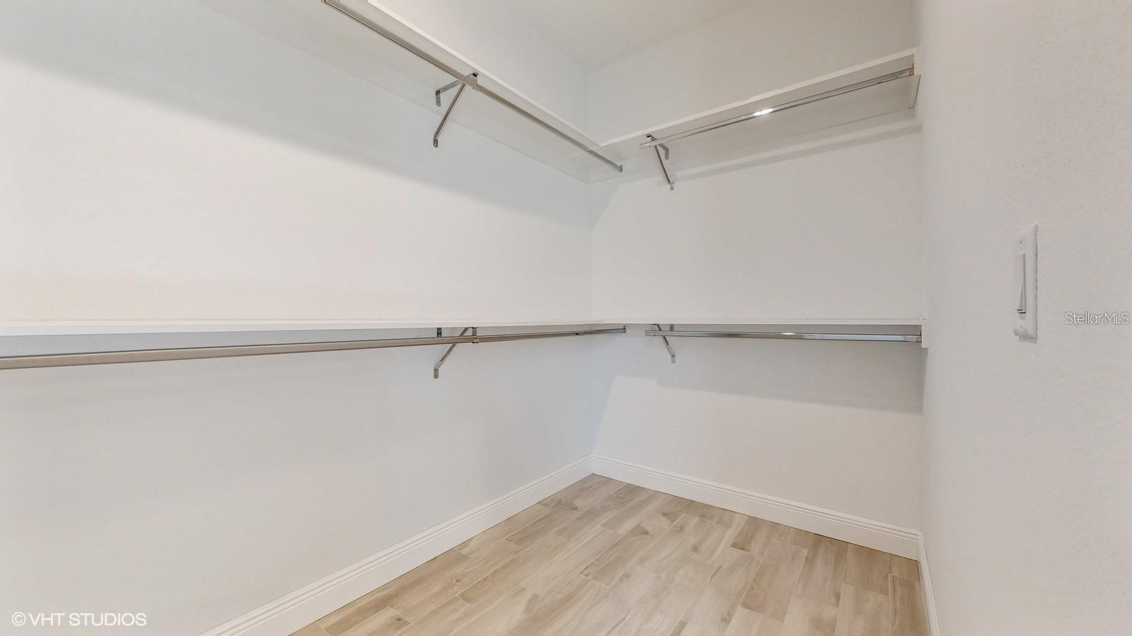 Image 11 of 23 For 643 Dominish Estates Dr