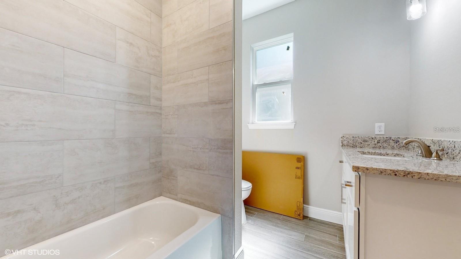 Image 16 of 23 For 643 Dominish Estates Dr