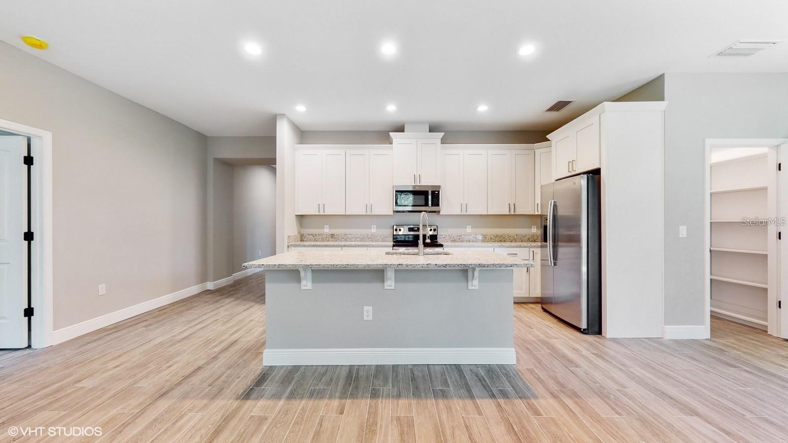 Image 4 of 23 For 643 Dominish Estates Dr