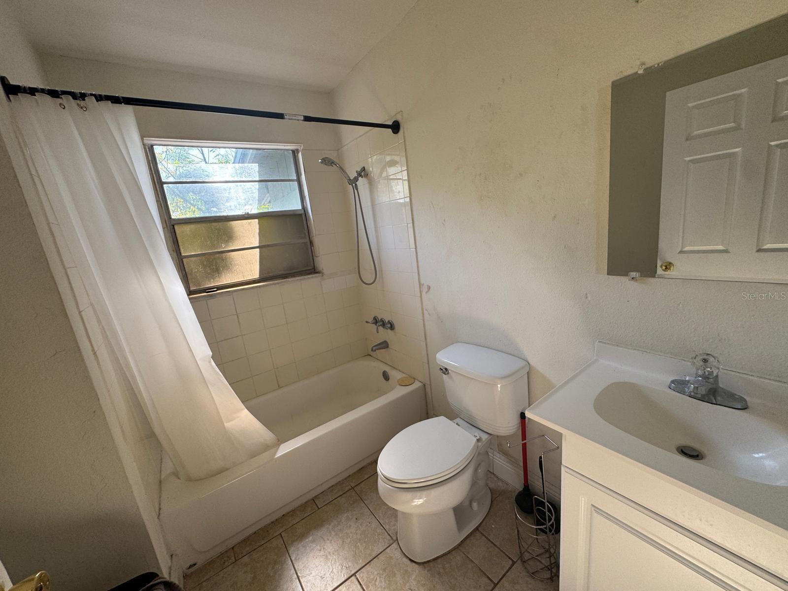 Image 12 of 13 For 140 12th Street