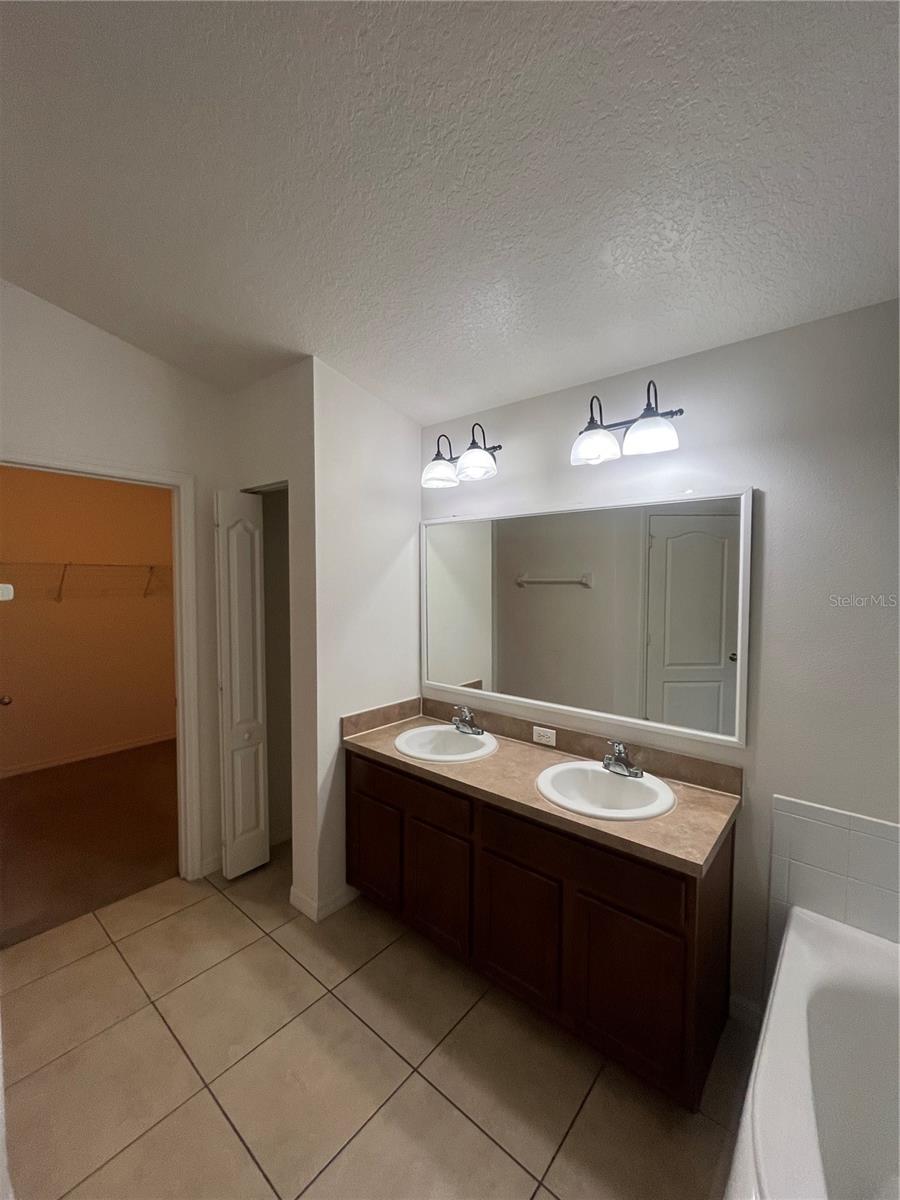 Image 16 of 24 For 2821 Scenic Lane