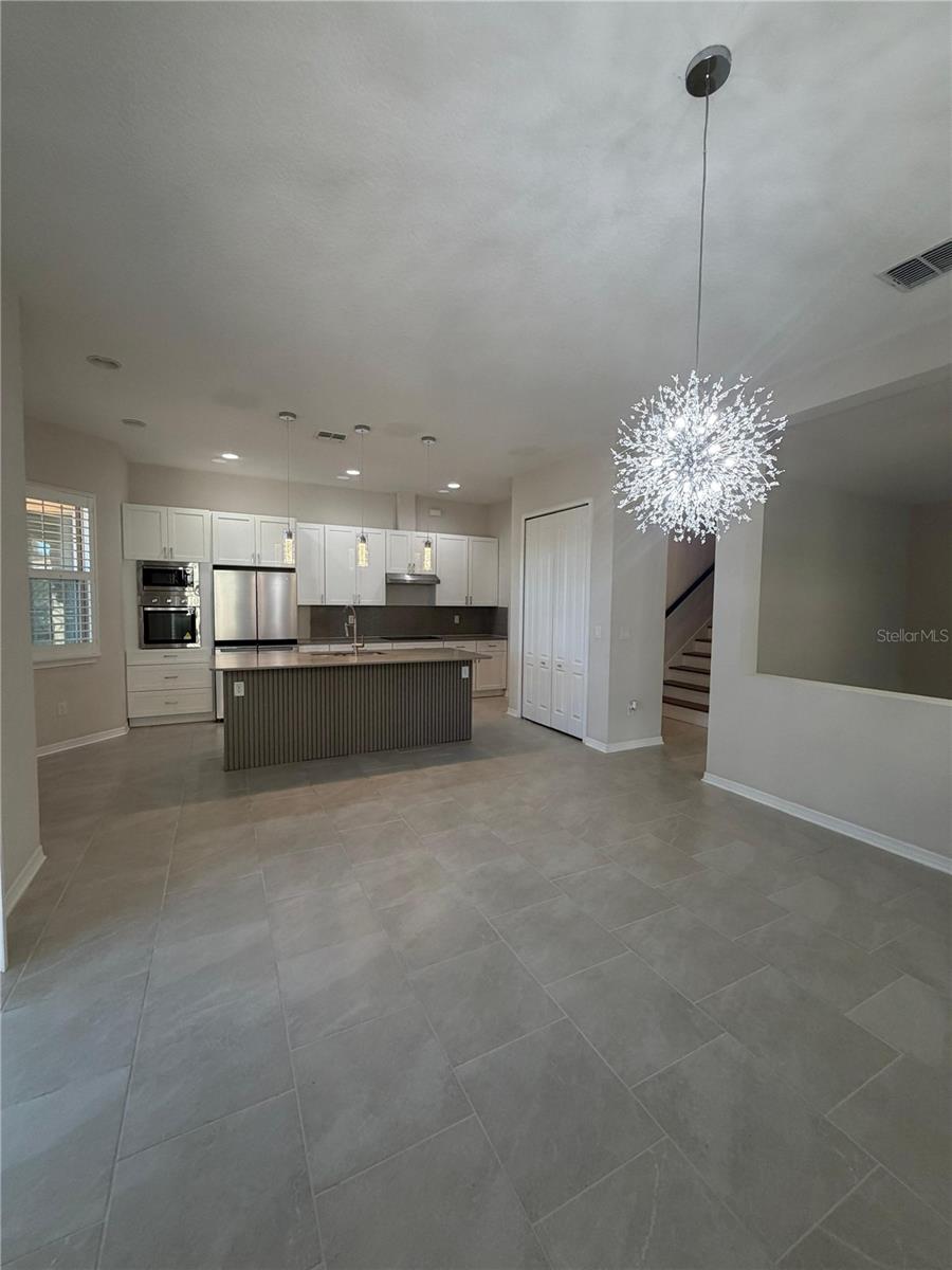 Image 10 of 29 For 13183 Woodford Street