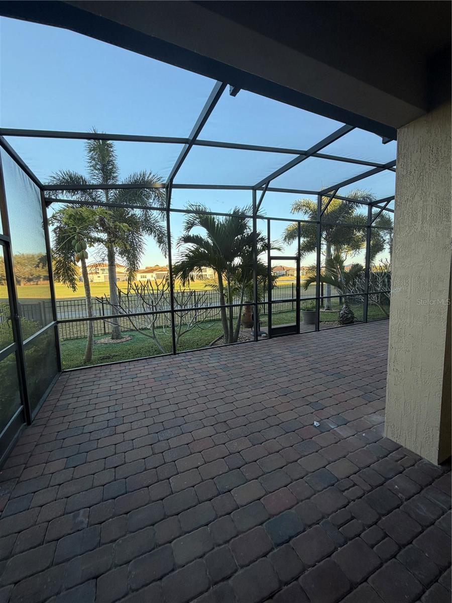 Image 27 of 29 For 13183 Woodford Street